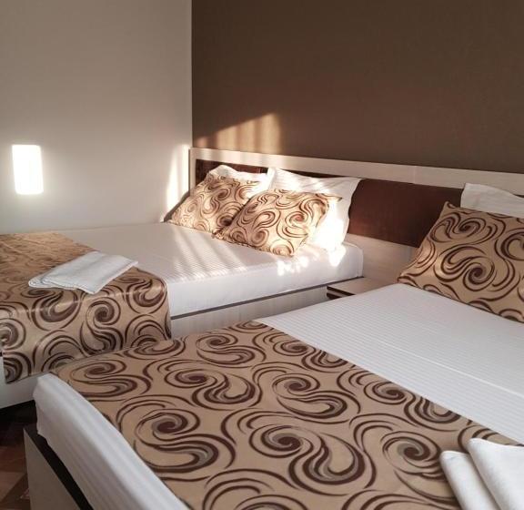 膳宿费 Mar Mari S