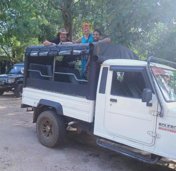 膳宿费 Osheen Family Guest House