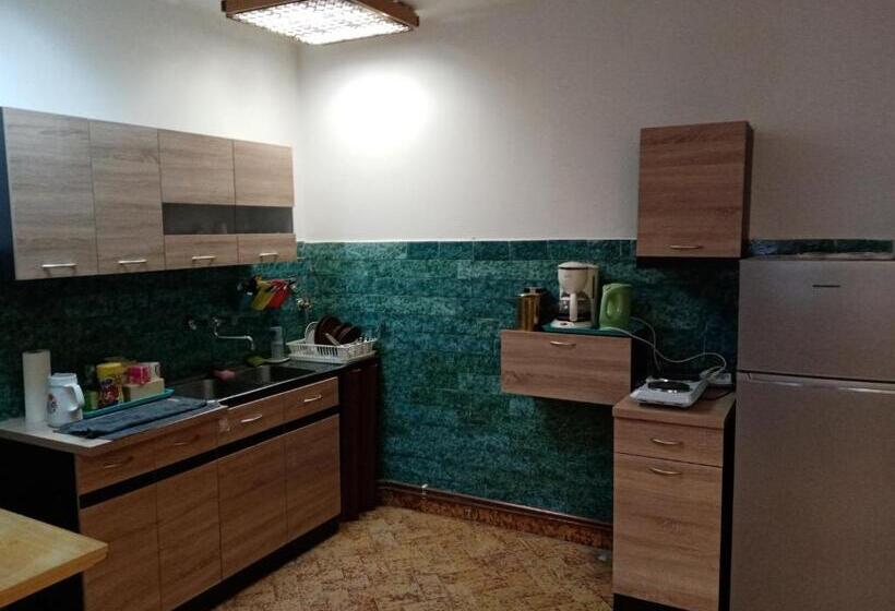 ペンション Parti Sétány Vendégház