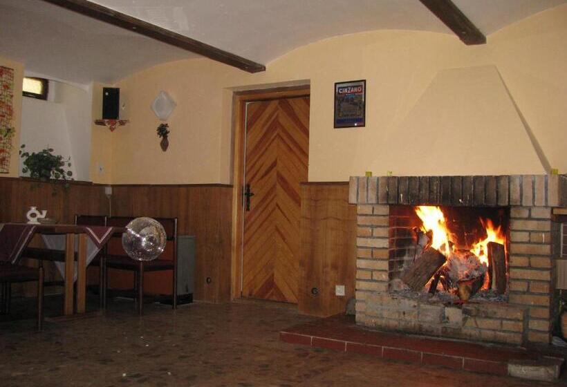 بنسيون Penzion Zoja