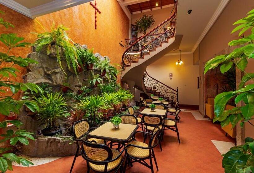 펜션 Posada Del Rey