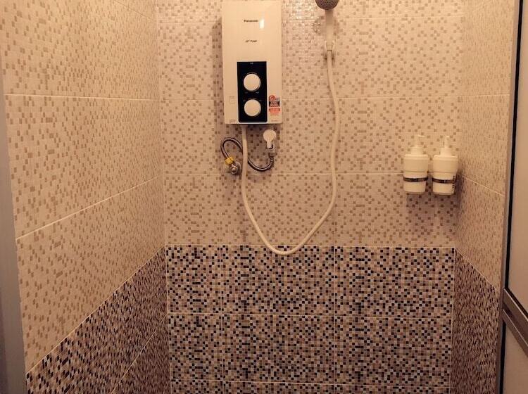 פנסיון Rainbow Guesthouse