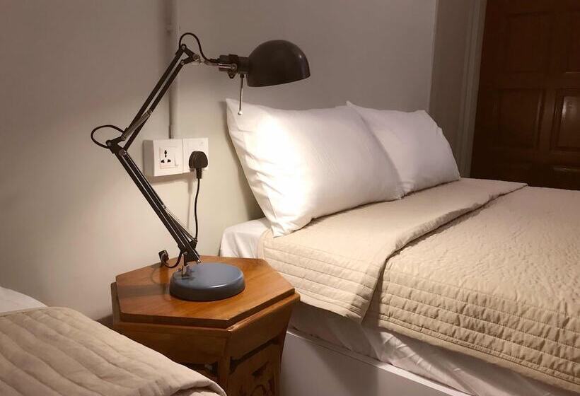 פנסיון Rainbow Guesthouse