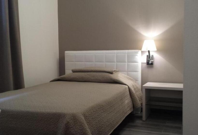 פנסיון Sabbia D'oro Locanda & Beach