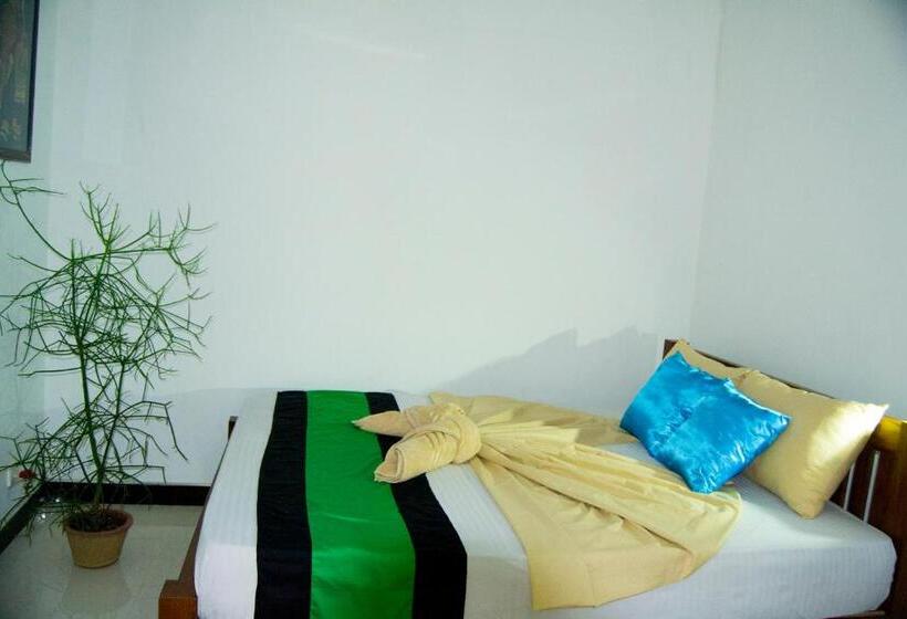 膳宿费 Sigiri Mount Villa & Restaurant