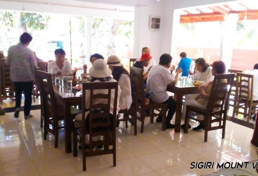 膳宿费 Sigiri Mount Villa & Restaurant
