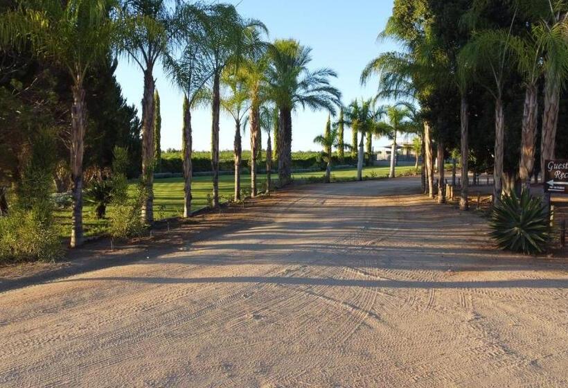 פנסיון The Falls Guest House