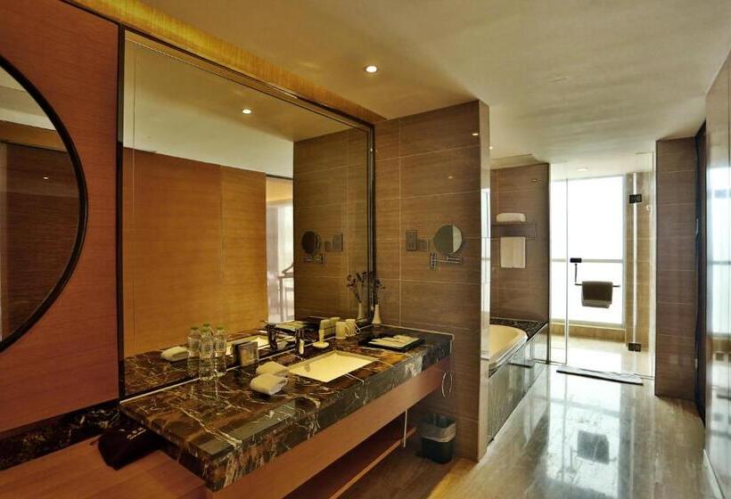 膳宿费 Zhangjiajie Huatian