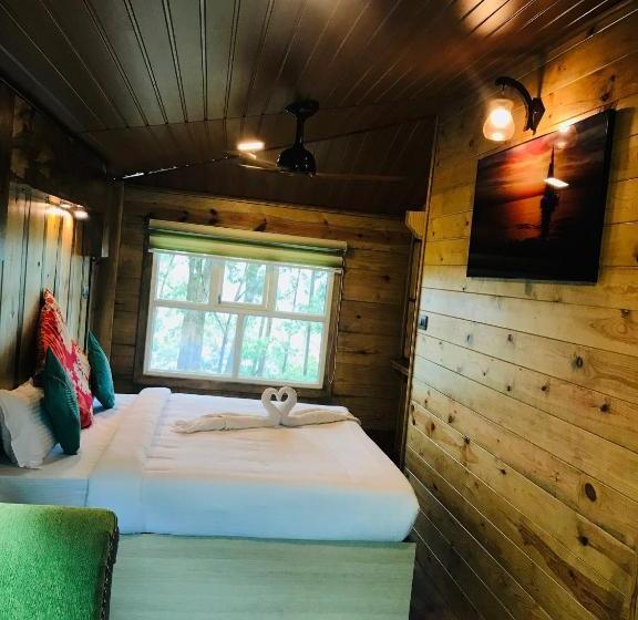 استراحتگاه Wyte Mist Mountain Club