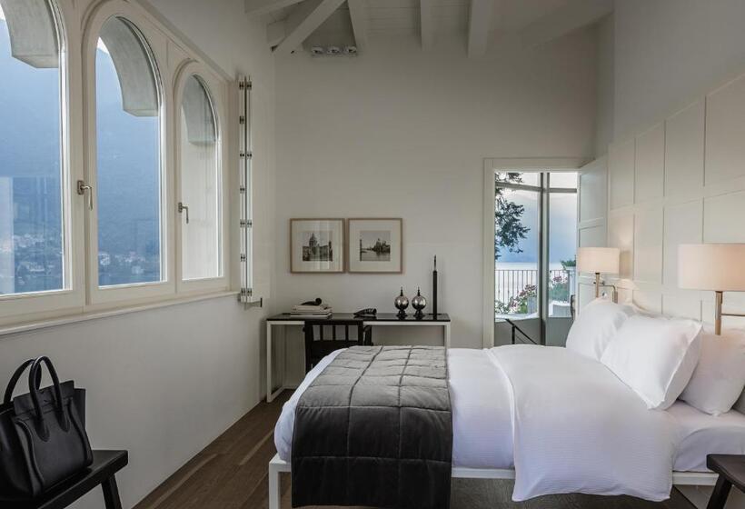 Villa Làrio Lake Como