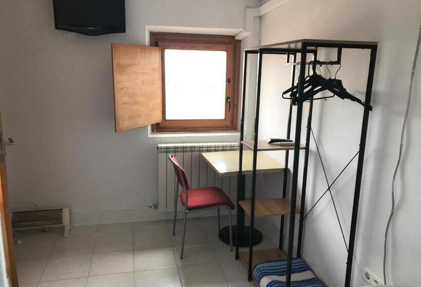 Albergue Las Veletas