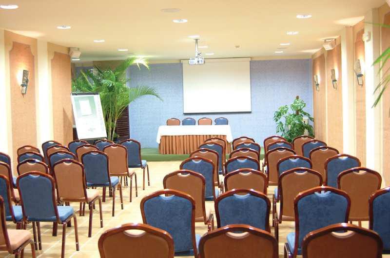 Aparthotel La Espadaña