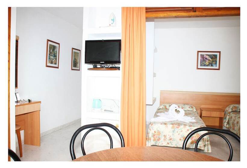 Apartamentos Del Rey