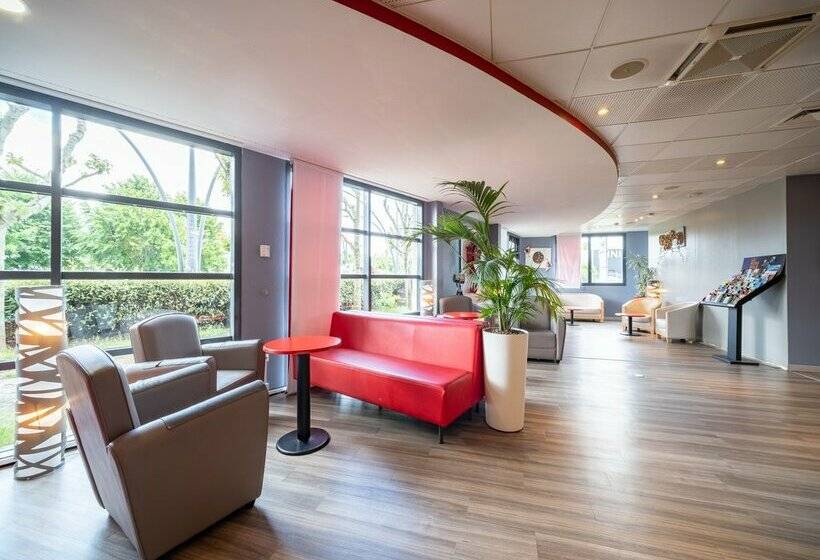 B&B Hotel Calais Terminal Cité de l'Europe 3 étoiles