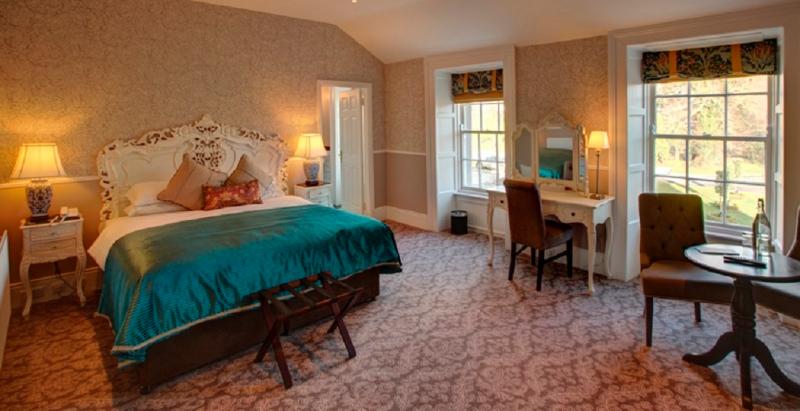 Bellinghan Castle Hotel