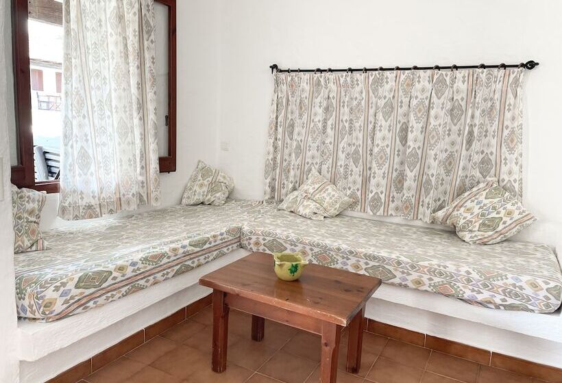 Binivell Park   Caliu Apartments