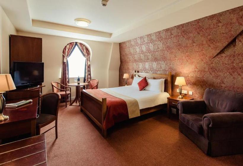 בית מלון כפרי Carnegie Court