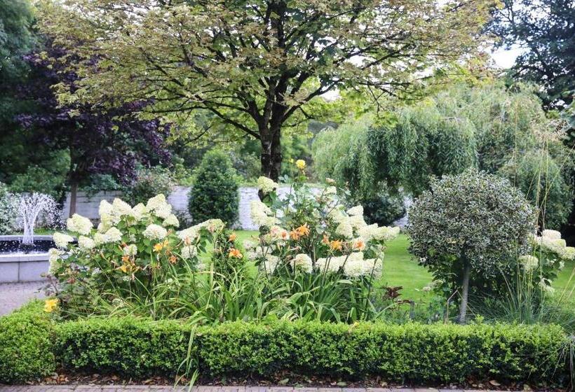 Conyngham Arms Hotel