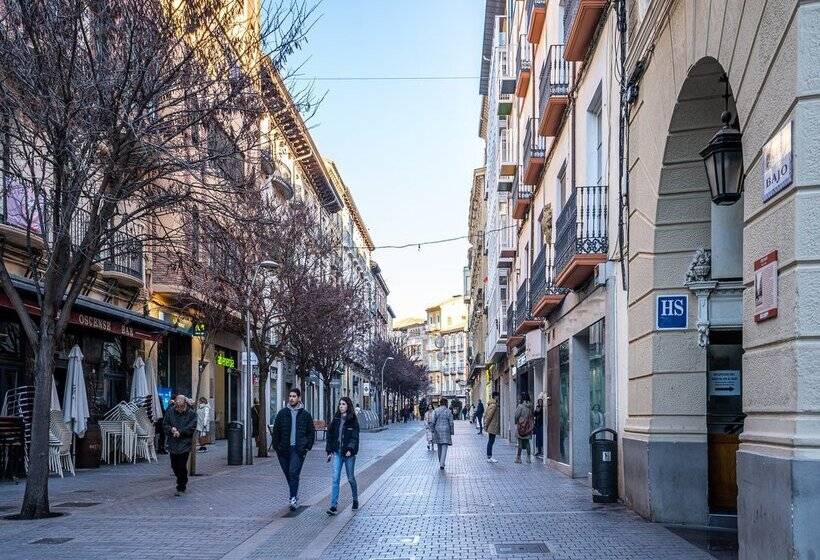 فندق Abba Huesca