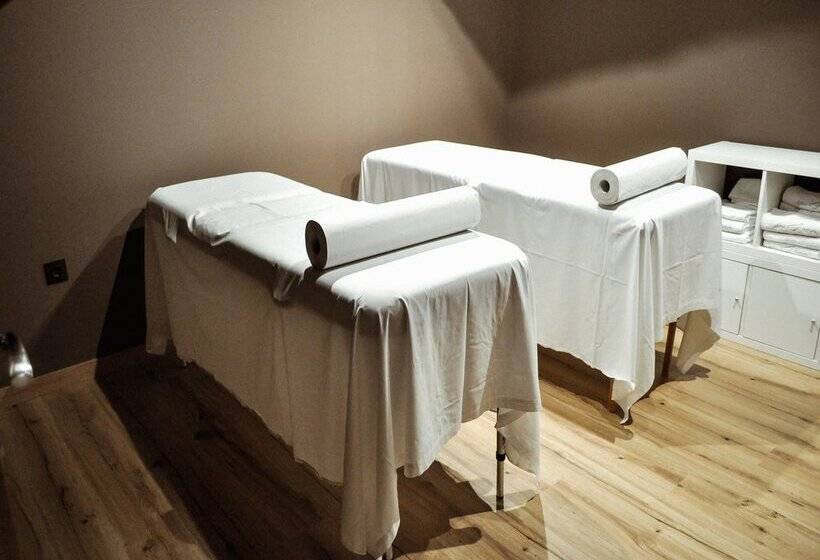 فندق Abba Huesca