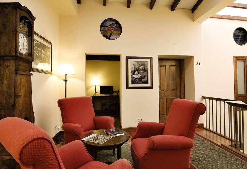 هتل Airas Nunes By Pousadas De Compostela