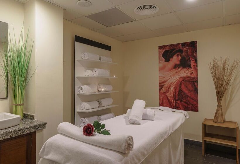 Отель Alua Gran Camp de Mar