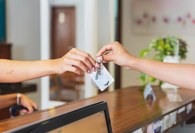 호텔 Amic Can Pastilla