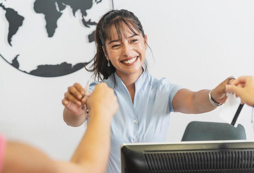 호텔 Amic Can Pastilla