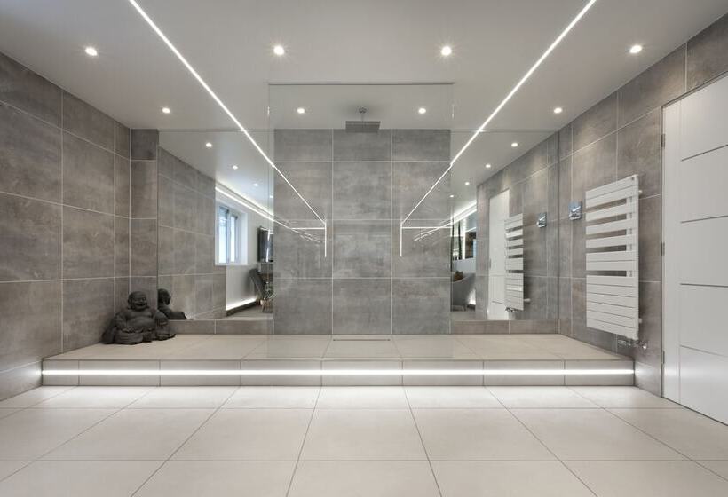 בית מלון כפרי Aphrodites Group