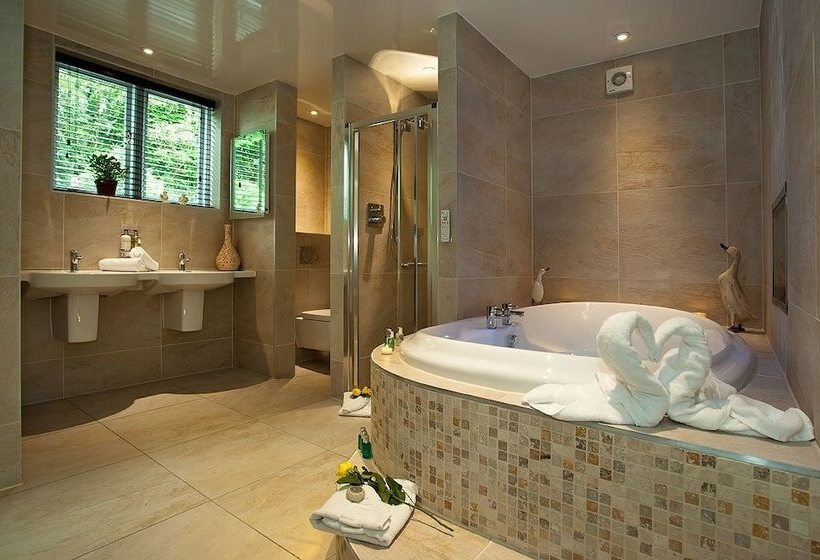 בית מלון כפרי Aphrodites Group