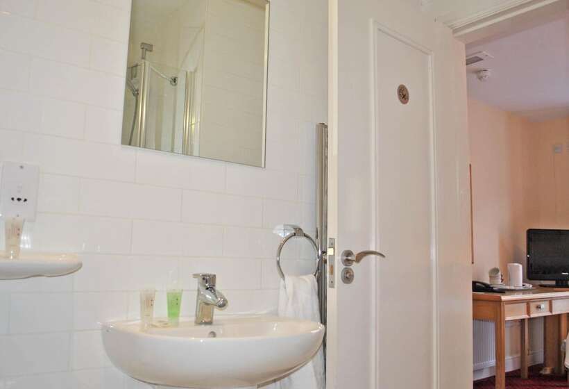 فندق Baggot Court Townhouse