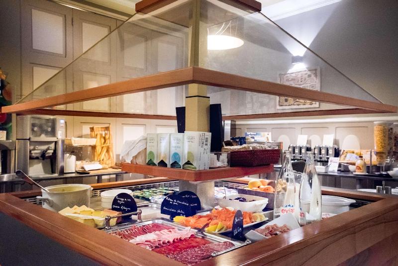 Отель Best Western Ile De France Hôtel & Spa