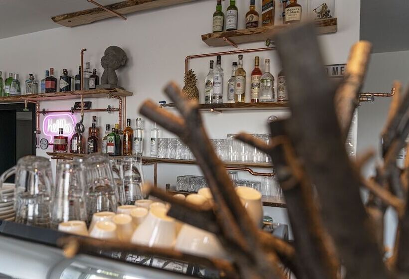 Отель Big Mama Leipzig