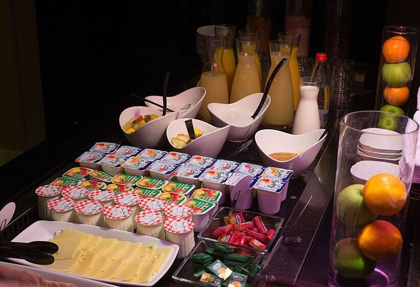 Hotel Campanile Clermont Ferrand ~ Aubière