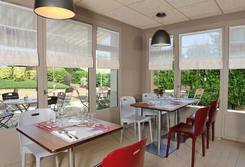 Hotel Campanile Clermont Ferrand ~ Aubière