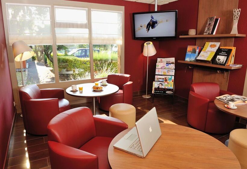 Hotel Campanile Clermont Ferrand ~ Aubière