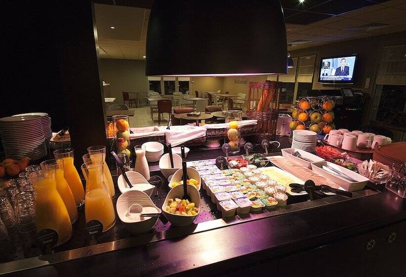 Hotel Campanile Clermont Ferrand ~ Aubière