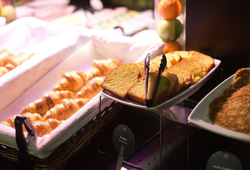 Hotel Campanile Clermont Ferrand ~ Aubière