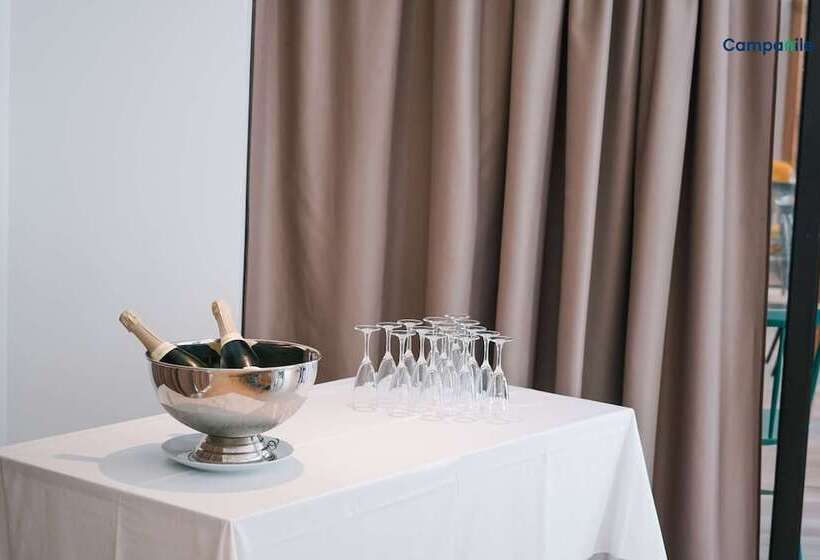 호텔 Campanile Troyes Sud  Bucheres