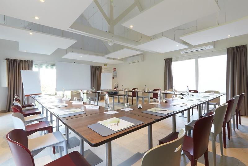 호텔 Campanile Troyes Sud  Bucheres