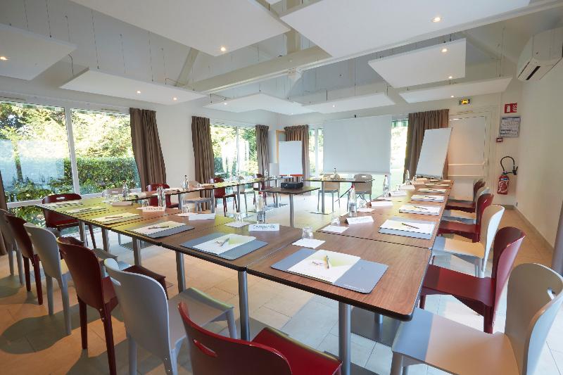 호텔 Campanile Troyes Sud  Bucheres