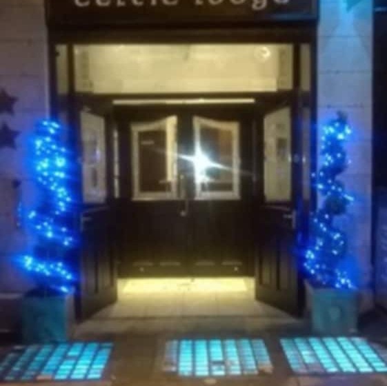 酒店 Celtic Lodge Guesthouse Restaurant & Bar
