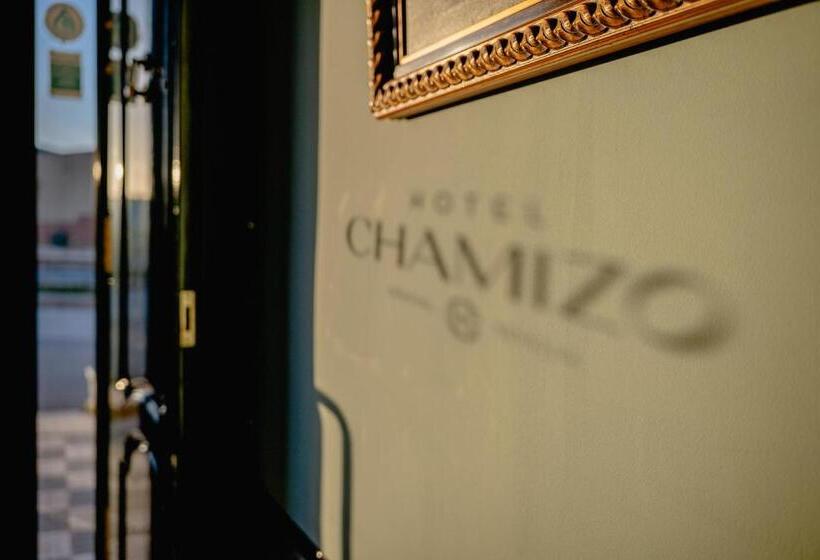 هتل Chamizo