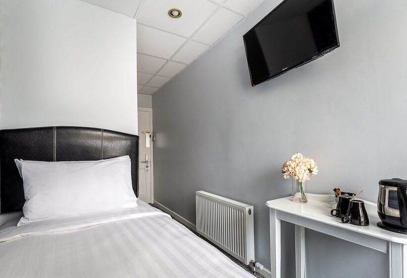 בית מלון כפרי Clifden House By Nina