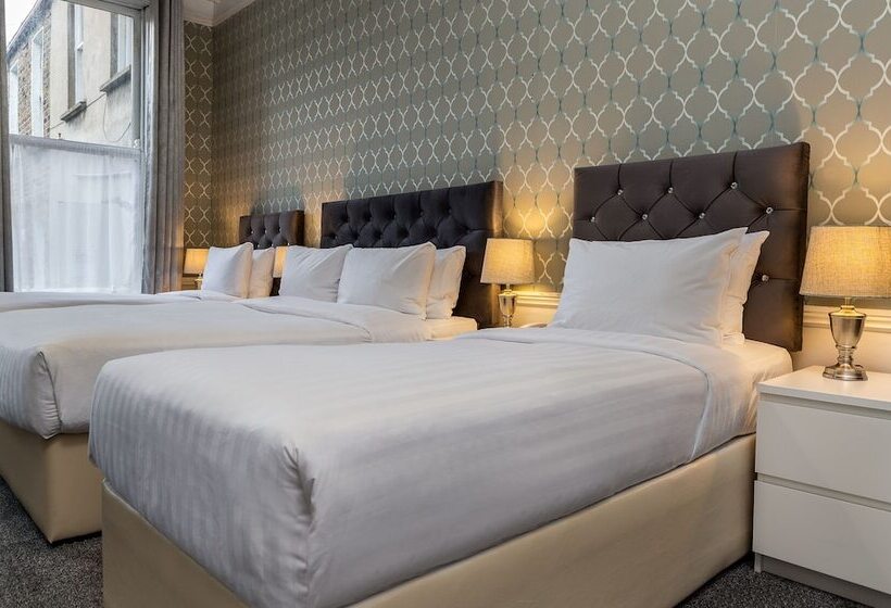 בית מלון כפרי Clifden House By Nina