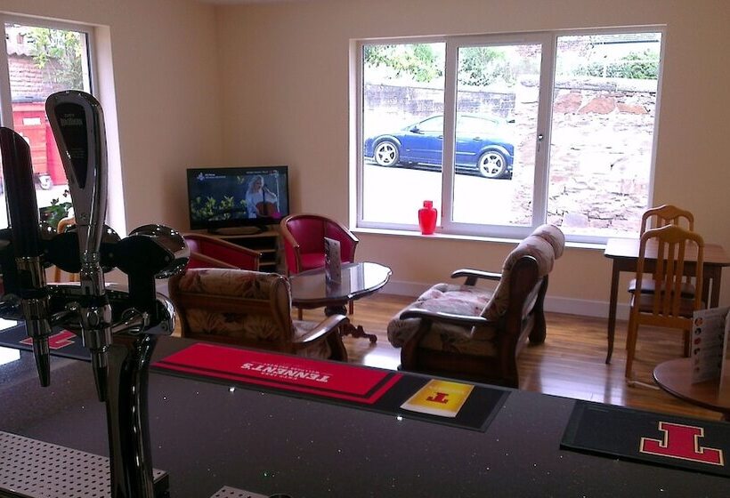 호텔 Corstorphine Lodge