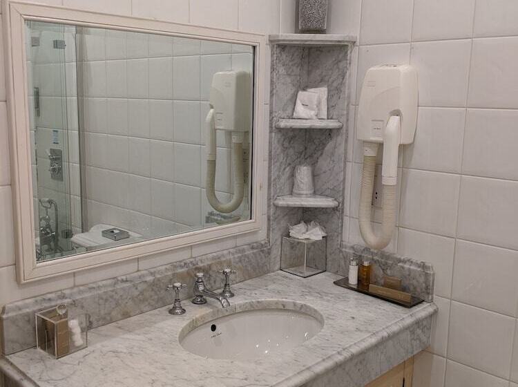 酒店 Cotswold Lodge