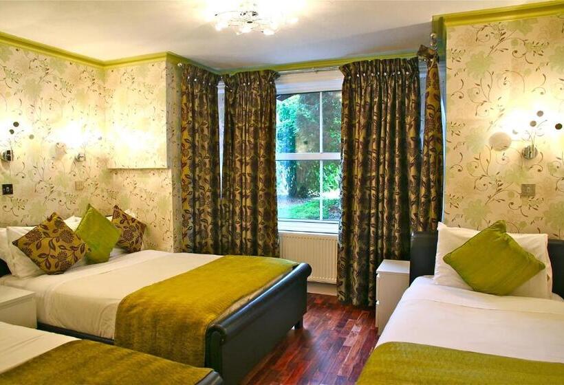 בית מלון כפרי Crompton Guest House