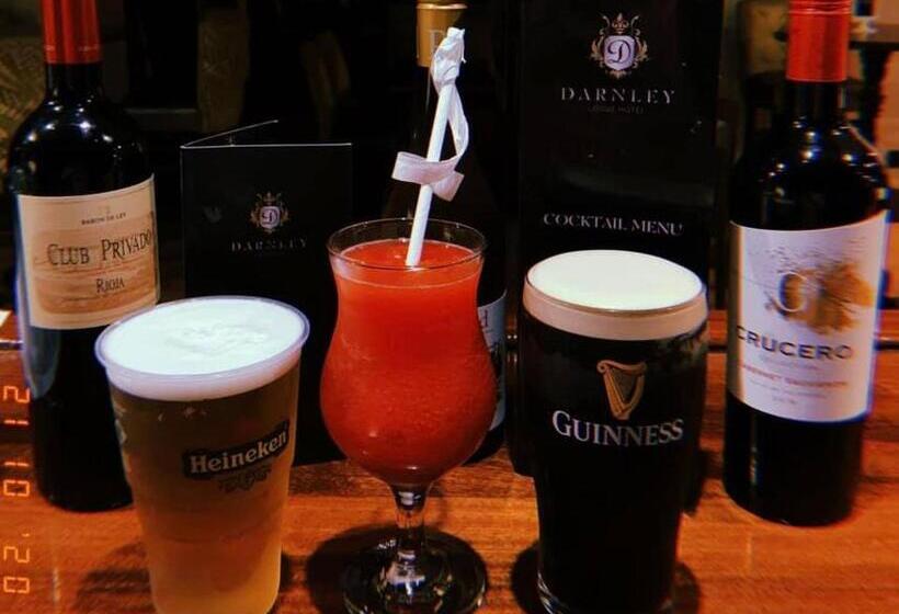 Отель Darnley Lodge