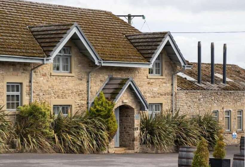 Отель Derwent Manor Boutique